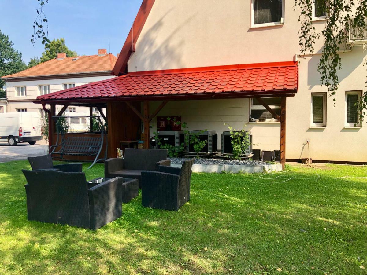 Školící středisko ABENA s ubytováním Ostrava Exterior foto